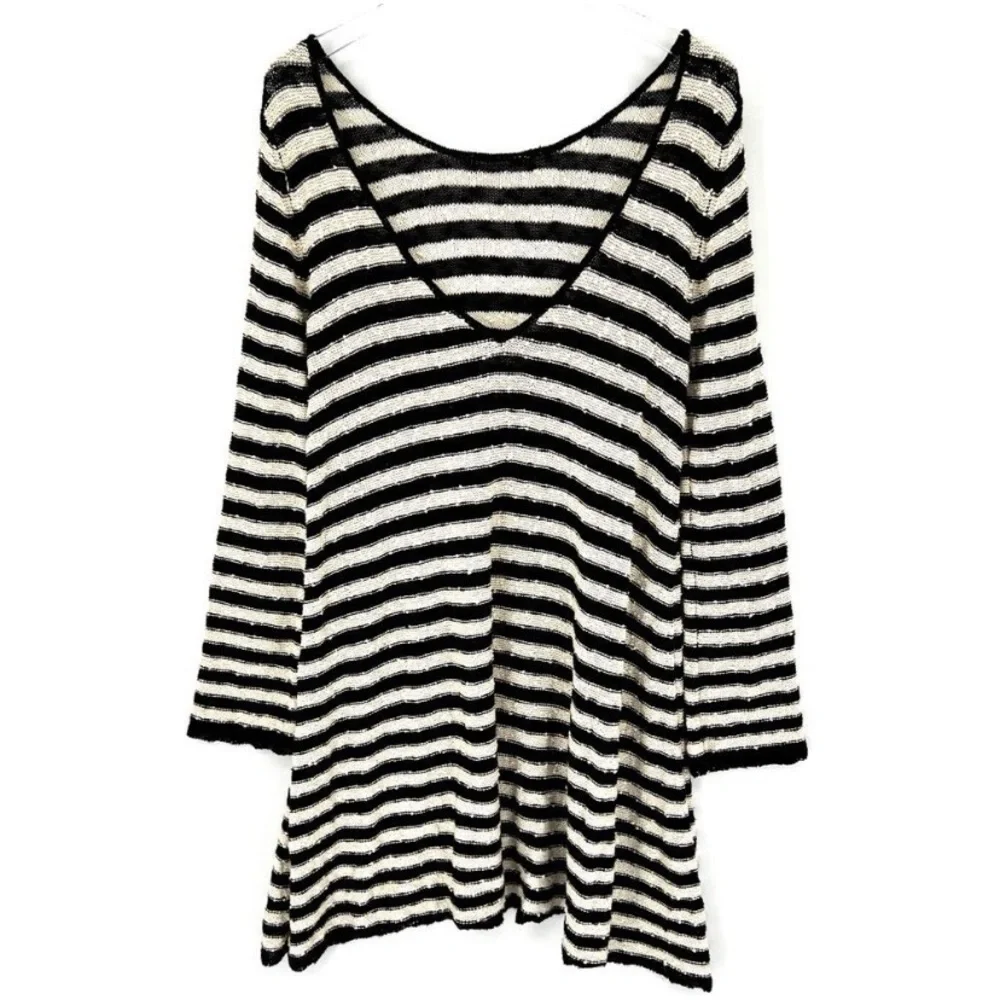 Free People nob textured knit long sleeved midi dress